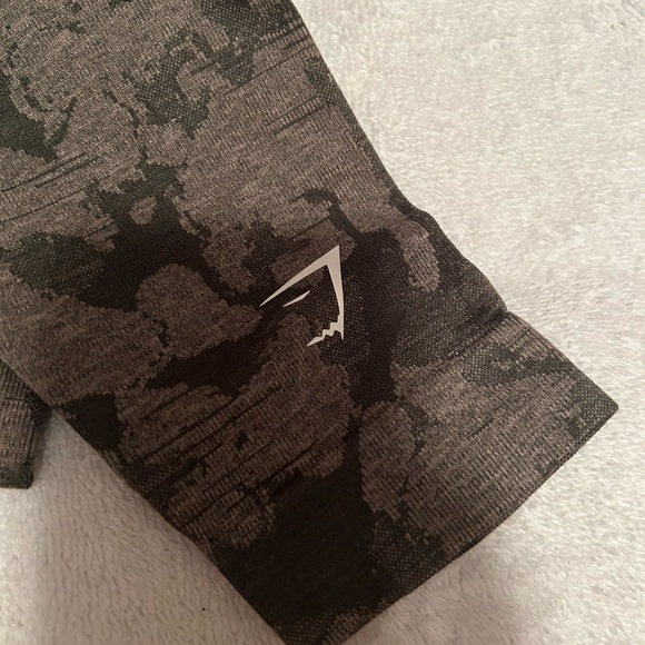 *SOLD* Gymshark Adapt Camo Seamless Leggings - Picture 4 of 5